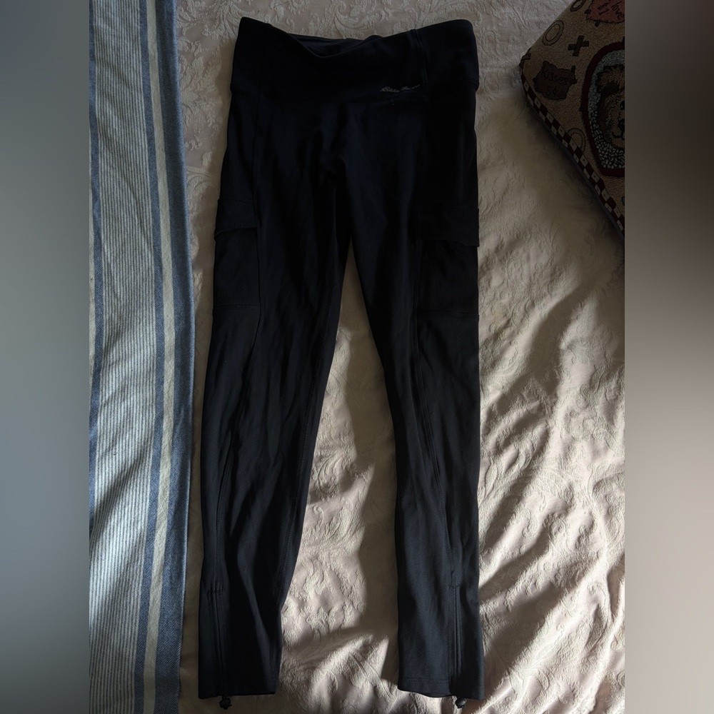 Eddie Bauer Black High-Waisted Leggings | Size L
